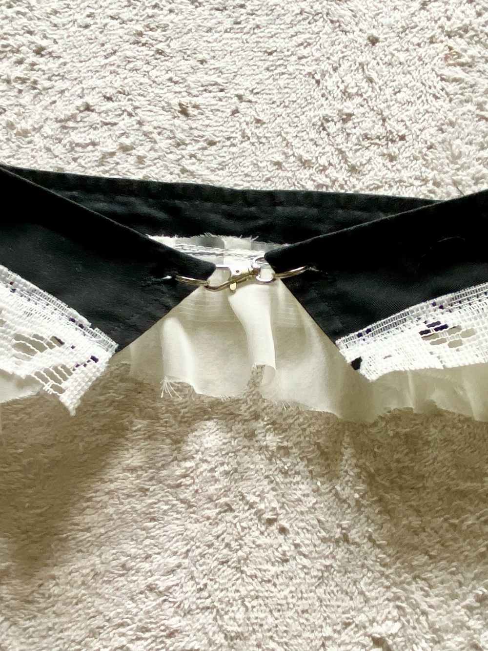 Black and White Lace-Trim Neck Collar